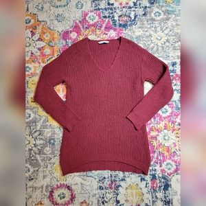 FREE W BUNDLE Bluenotes ribbed curved hem sweater
